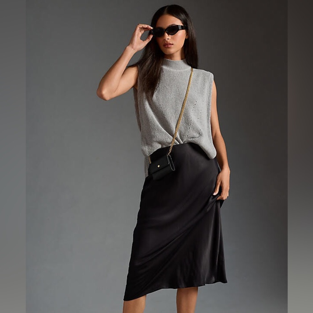 Pilcro Anthropology Mock Neck Layering Sweater Vest Grey Open Side with Button - Picture 2 of 10